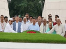 প্রতিষ্ঠাবার্ষিকীতে জিয়া-খালেদার সমাধিতে প্রধানমন্ত্রীর শ্রদ্ধা