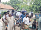 মাওয়া পুরাতন ঘাটে গ্যারেজ থেকে ১০০ ব্যাটারি ডাকাতি, পুলিশ বলছে চুরি
