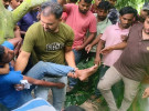 সিএনজিচালিত অটোরিকশা ছিনতাইয়ের চেষ্টা, যুবককে আটক করে গণপিটুনি