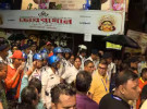 কলকাতায় দুর্গাপূজার মণ্ডপ ভেঙে নিহত ১৭