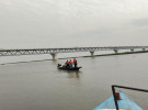 পদ্মা সেতুর ৪ নম্বর পিলারের কাছে ২ পর্যটক নিখোঁজ, ডুবুরি দলের উদ্ধার অভিযান শুরু