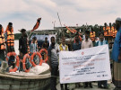 কলাপাড়ায় সমুদ্রগামী ১২০ টি ট্রলারে জীবন সুরক্ষা উপকরণ বিতরণ