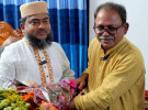 ভোটের লড়াই শেষে জামায়াত প্রার্থীর বাসায় ফুল নিয়ে ফয়সল