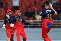 পাঞ্জাবকে হারিয়ে আইপিএলে প্রথমবার চ্যাম্পিয়ন বেঙ্গালুরু