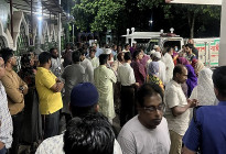 বাবা-মায়ের কবরেই শায়িত হলো ফরিদা পারভীন