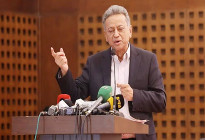 ‘গণভোট সংবিধানে নেই, কথায় কথায় রাস্তায় নামবেন না’