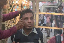 দায়িত্ব পালনকালে বৈশাখী টিভির সাংবাদিক তন্ময় উদ্দৌলা টিয়ারশেলে আহত 