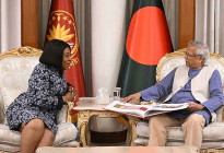 নির্বাচনে কমনওয়েলথের সমর্থন চাইলেন প্রধান উপদেষ্টা