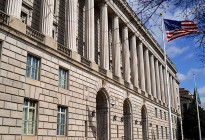 অভিবাসীদের বহিস্কারে আইসিইকে তথ্য হস্তান্তর বন্ধের নির্দেশ মার্কিন বিচারকের