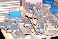 লেদে তৈরি হচ্ছে আগ্নেয়াস্ত্র, জনমনে আতঙ্ক