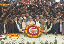 জিয়াউর রহমানের ৯০তম জন্মদিনে সমাধিতে বিএনপির শ্রদ্ধা