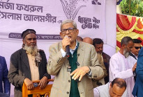 ‘ফ্যাসিস্ট না তৈরী হোক তাই ‘হ্যাঁ’ ভোট দেবো’