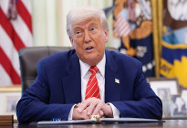 ট্রাম্পের হুঁশিয়ারি, বাণিজ্য চুক্তি নিয়ে টালবাহানায় দিতে হবে চড়া শুল্ক