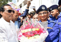 রাজবাড়ীতে পা রেখেই ভালোবাসায় সিক্ত হলেন সংস্কৃতি প্রতিমন্ত্রী খৈয়ম