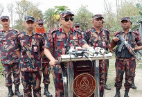 সাতক্ষীরা সীমান্তে জ্বালানি তেল পাচার রোধে বিজিবির কঠোর নজরদারি