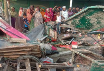 লালপুরে ট্রাক-ইজিবাইক সংঘর্ষে নিহত ৩