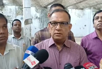 ‘দিনাজপুর টেক্সটাইল মিল শীঘ্রই কর্মচাঞ্চল্যতা ফিরে পাবে’