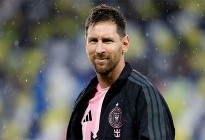 স্প্যানিশ ক্লাব কর্নেইয়ার মালিকানা কিনলেন মেসি