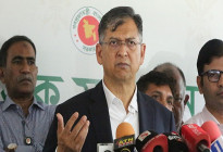 ‘সড়ক ও রেললাইনের পাশে পশুর হাট নয়’