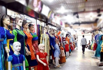 ঈদ উপলক্ষে রাত ১০টা পর্যন্ত দোকান-শপিংমল খোলা