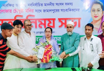 ‘সিন্ডিকেট না ভাঙলে স্বাস্থ্যসেবা মানুষের দোরগোড়ায় পৌঁছাবে না’