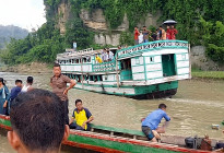 কাপ্তাই হ্রদে লঞ্চের ধাক্কায় নৌকাডুবি, রক্ষা পেলেন ১২ যাত্রী