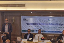 ‘রাজস্ব ব্যবস্থায় তিন দফা সংস্কার, বাড়াতে হবে উন্নয়ন ব্যয়’