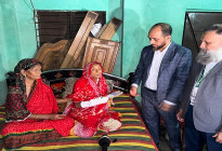চিকিৎসা কষ্টে থাকা কাঙালিনী সুফিয়ার দায়িত্ব নিলো বসুন্ধরা ফাউন্ডেশন