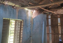 নড়াইলে ১২ মাধ্যমিকে শ্রেণিকক্ষ ঝুঁকিপূর্ণ