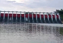 কাপ্তাইয়ের কর্ণফুলী পানি বিদ্যুৎ কেন্দ্র স্পীলওয়ের ১৬ জলকপাট খোলার প্রস্তুতি