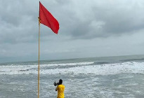 উপকূলে ঝড়ো হাওয়ার শঙ্কা, সমুদ্রবন্দরে ৩ নম্বর সতর্ক সংকেত