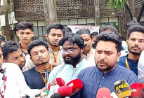 ‘সরকারের কত সন্ত্রাসী আছে, আমরা দেখবো’