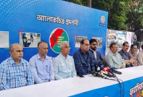 ‘দেশের কঠিন অতীত নতুন প্রজন্মের সামনে তুলে ধরতে হবে’