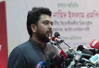 ‘হাসিনাকে এয়ারপোর্ট থেকে সরাসরি ফাঁসির মঞ্চে নেওয়া হবে’
