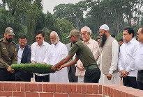 জাতীয় স্মৃতিসৌধে নবনিযুক্ত মন্ত্রী ও প্রতিমন্ত্রীদের শ্রদ্ধা