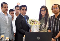 ‘জনগণের জানার অধিকার রয়েছে সরকার কী করছে’
