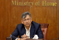 ‘পুলিশ বাহিনীকে রাতারাতি পরিবর্তন করা সম্ভব নয়’