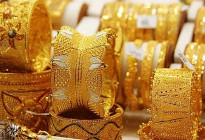 ভরিতে সোনার দাম কমলো ২২১৬ টাকা