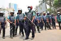 নাশকতা রুখতে সতর্কতা, ঢাকায় পুলিশের দুই শতাধিক চেকপোস্ট