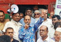 ‘আওয়ামী লীগ দেশের গণতান্ত্রিক পরিবেশ ধ্বংস করতে চায়’