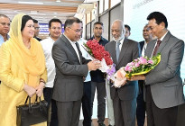 জাতিসংঘ সফর শেষে দেশে ফিরেছেন প্রধানমন্ত্রী