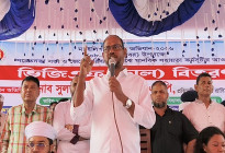 ‘একটি ছোট ইলিশের ডিমে দেড়-দুই লাখ ইলিশের বাচ্চা হয়’