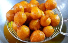 মজাদার তালের বড়া বানাবেন যেভাবে