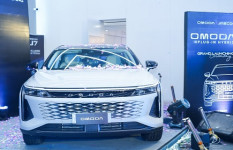 দেশের বাজারে ওমোদা ৯ পিএইচইভি গাড়ি উন্মোচন
