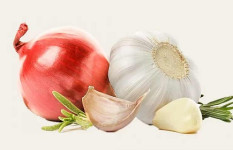 পেঁয়াজ-রসুন খেলে ক্যানসারের ঝুঁকি কমে