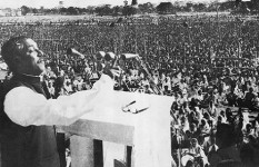 ঐতিহাসিক ৭ মার্চ: শিকড় ছেঁড়ার সাধ্য কার?