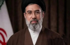 খামেনির ছেলেকে ইরানের নতুন সর্বোচ্চ নেতা ঘোষণা