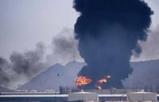 উপসাগরজুড়ে ইরানের ক্ষেপণাস্ত্র ও ড্রোন হামলা