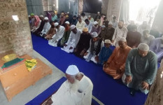 সৌদির সাথে মিল রেখে সাতক্ষীরায় ঈদ উদযাপন