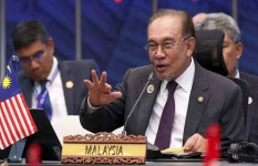 হরমুজ প্রণালী দিয়ে মালয়েশিয়ার জাহাজ চলাচলের অনুমতি দিলো ইরান